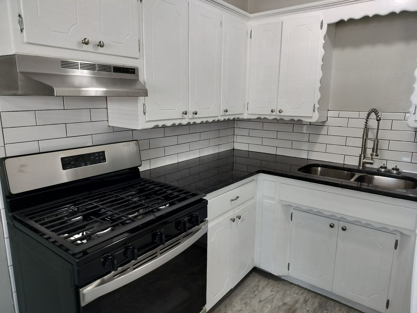 301 N University Dr unit 1 – photo 5