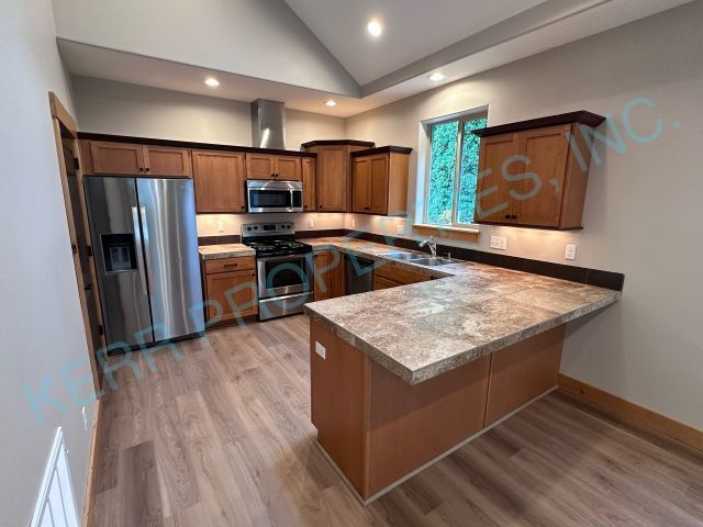 225 NE Lucas Rd – photo 4