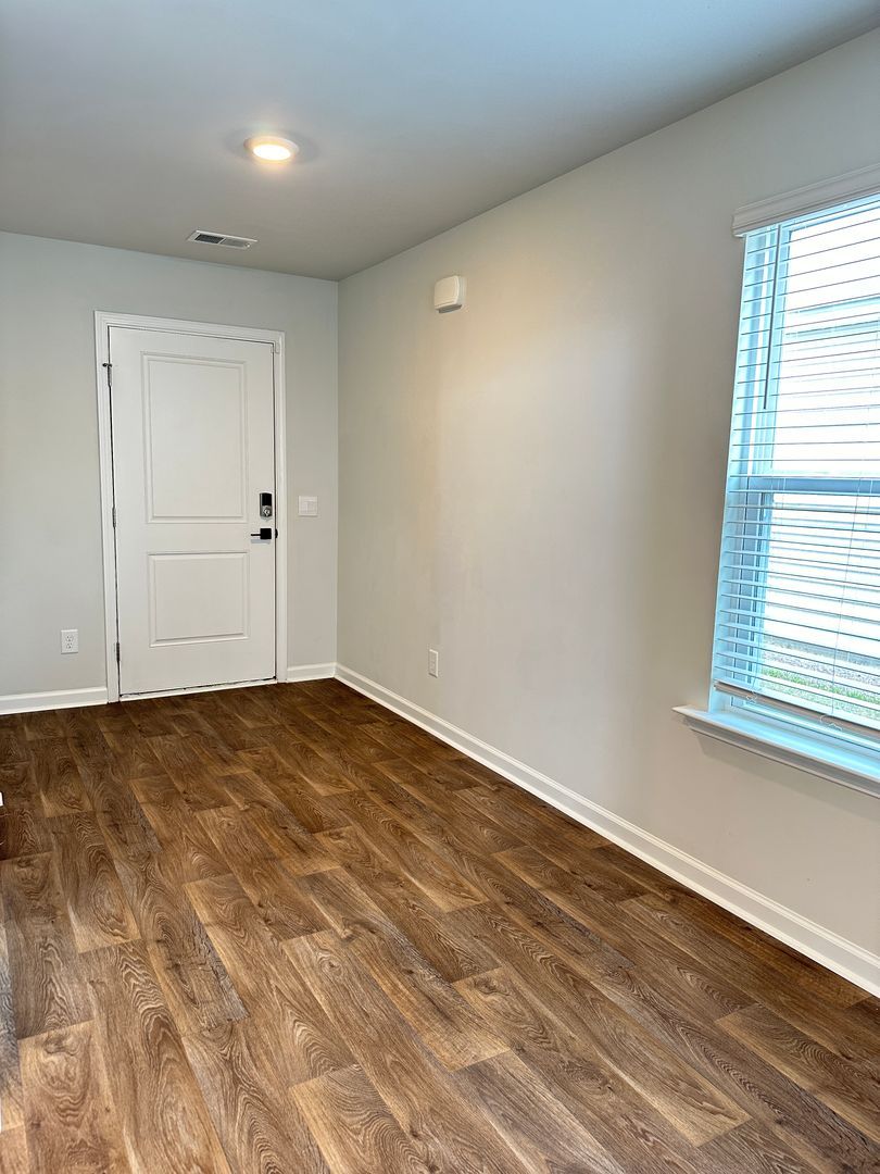 319 Coral Sunset Wy – photo 3