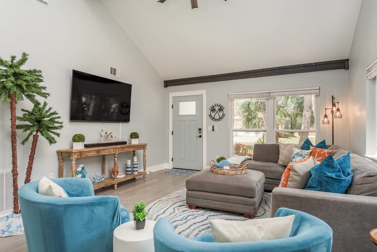 1417 Poinsettia Ave unit 1244469P – photo 3