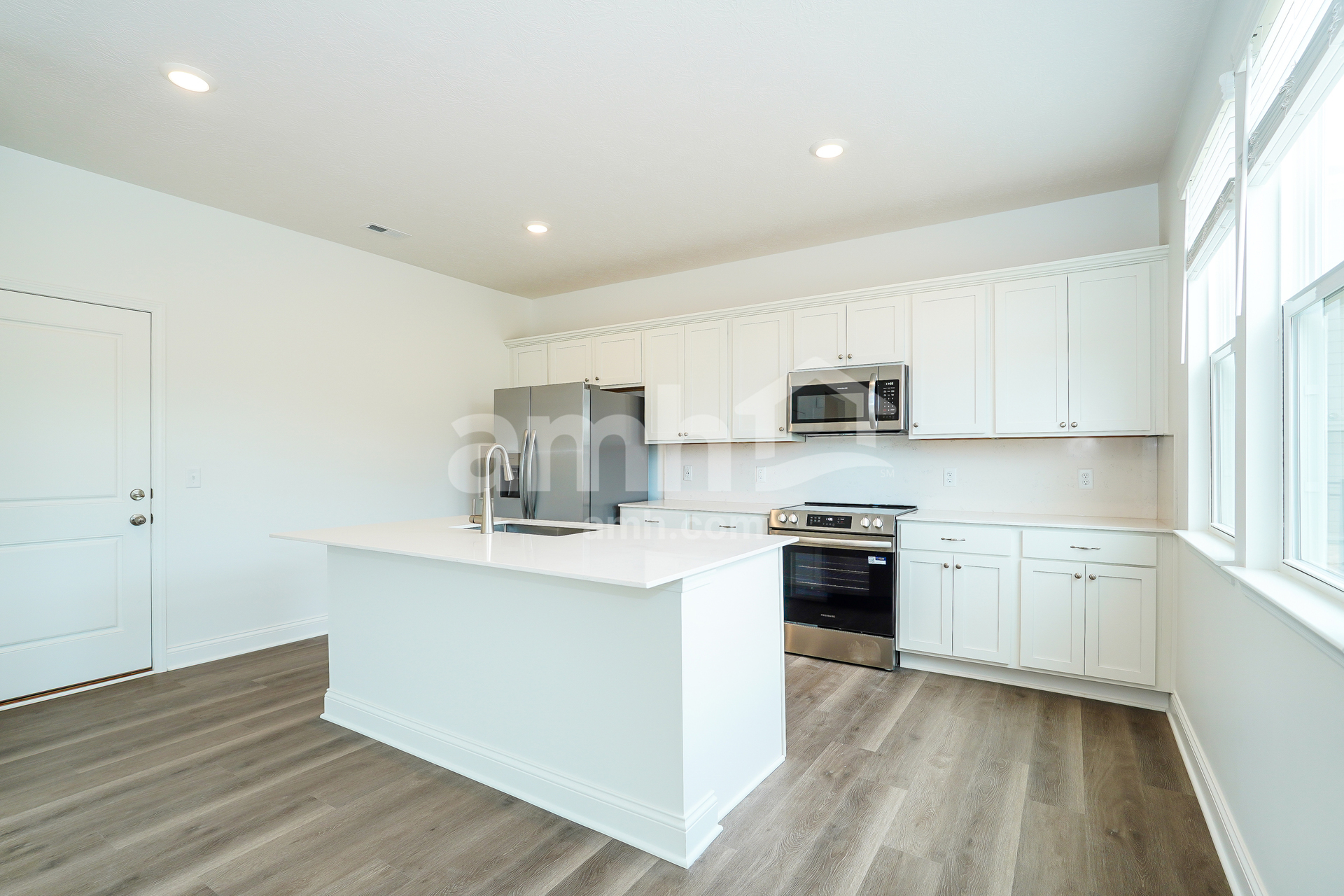 104 Marie Cir SW – photo 4