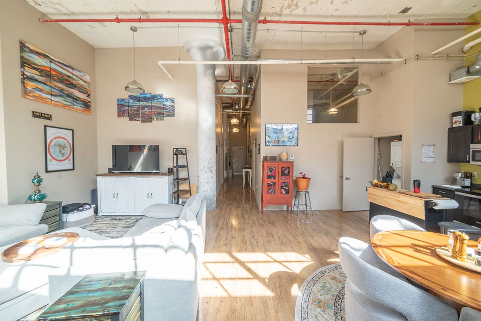 2320 Superior Ave unit Apt. 107 - Three Bedroom / Three Bathroom – photo 2