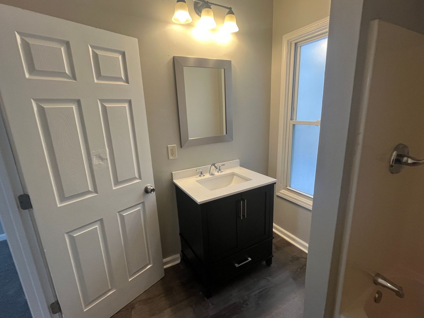 7728 Elton Ave – photo 5