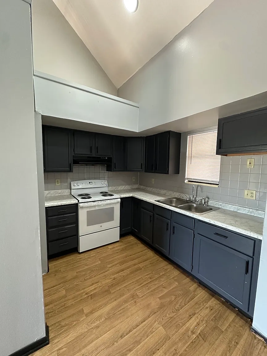 Vawter Street Apartments – photo 2