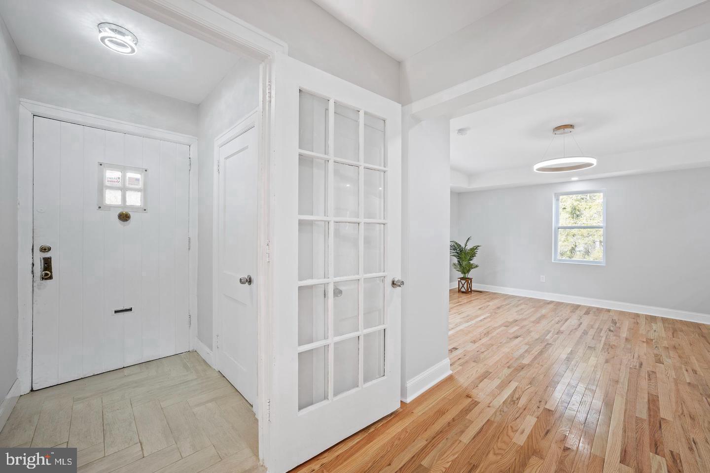541 Church Rd – photo 2