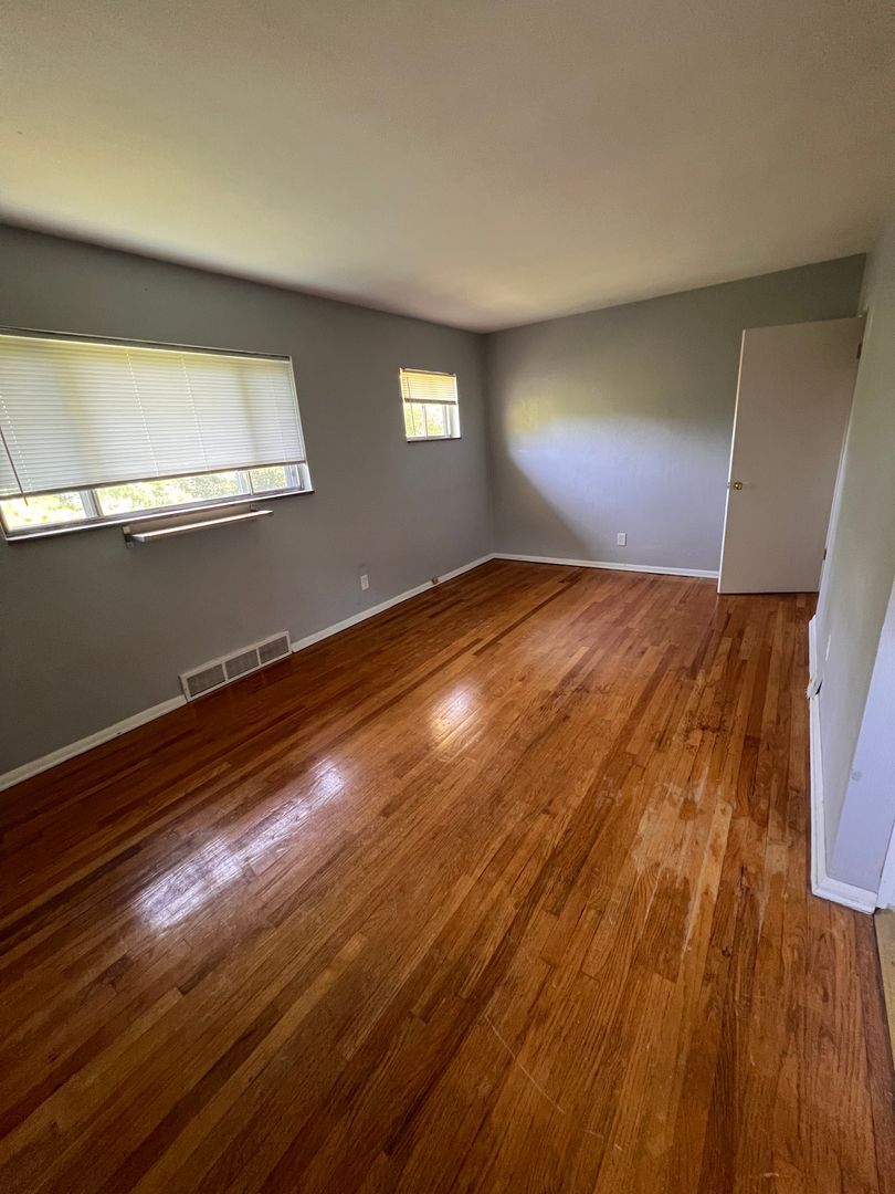 7104 Plateau Ave unit 7104-A Plateau – photo 2