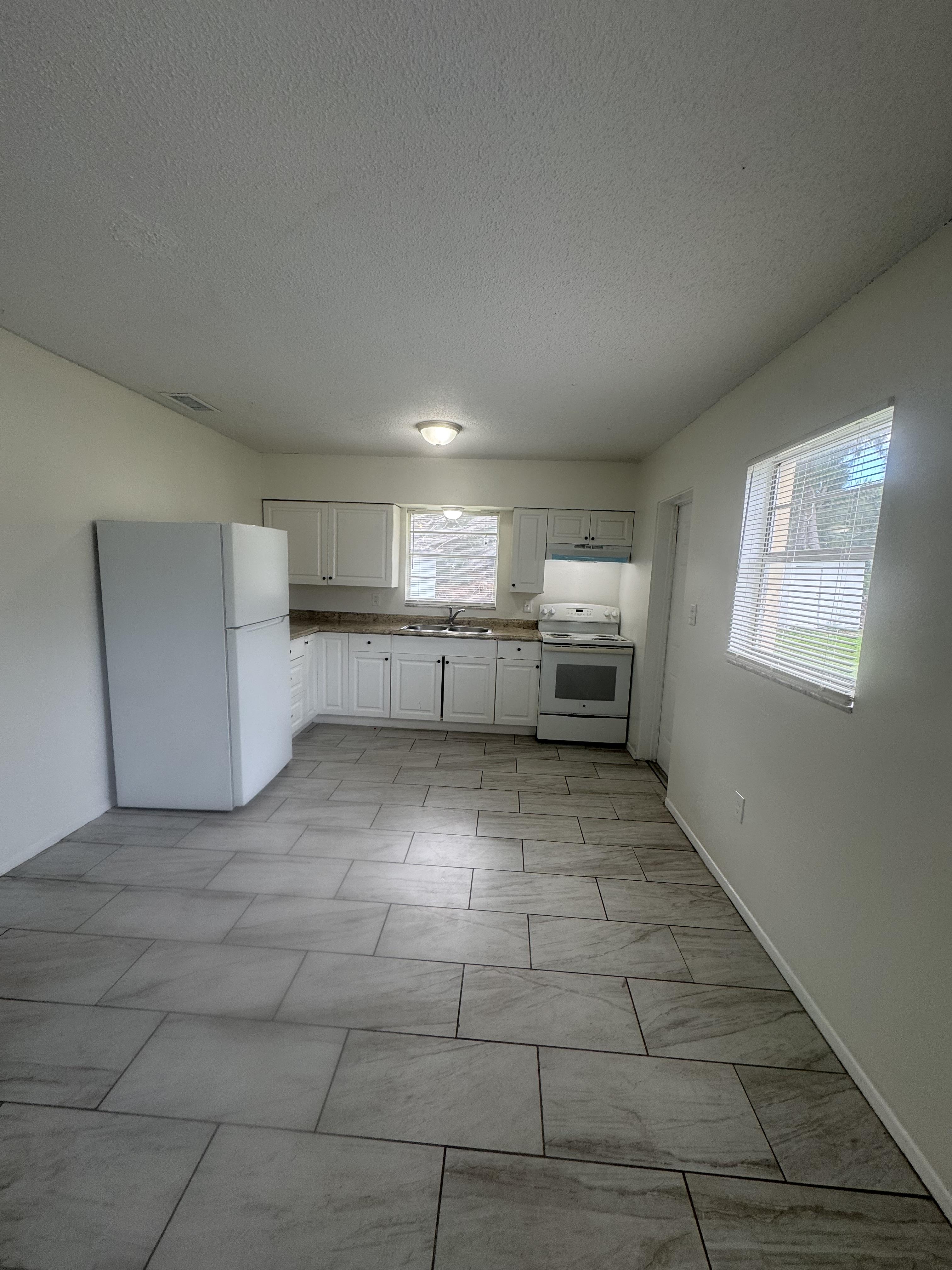 5509 18th St W – photo 4