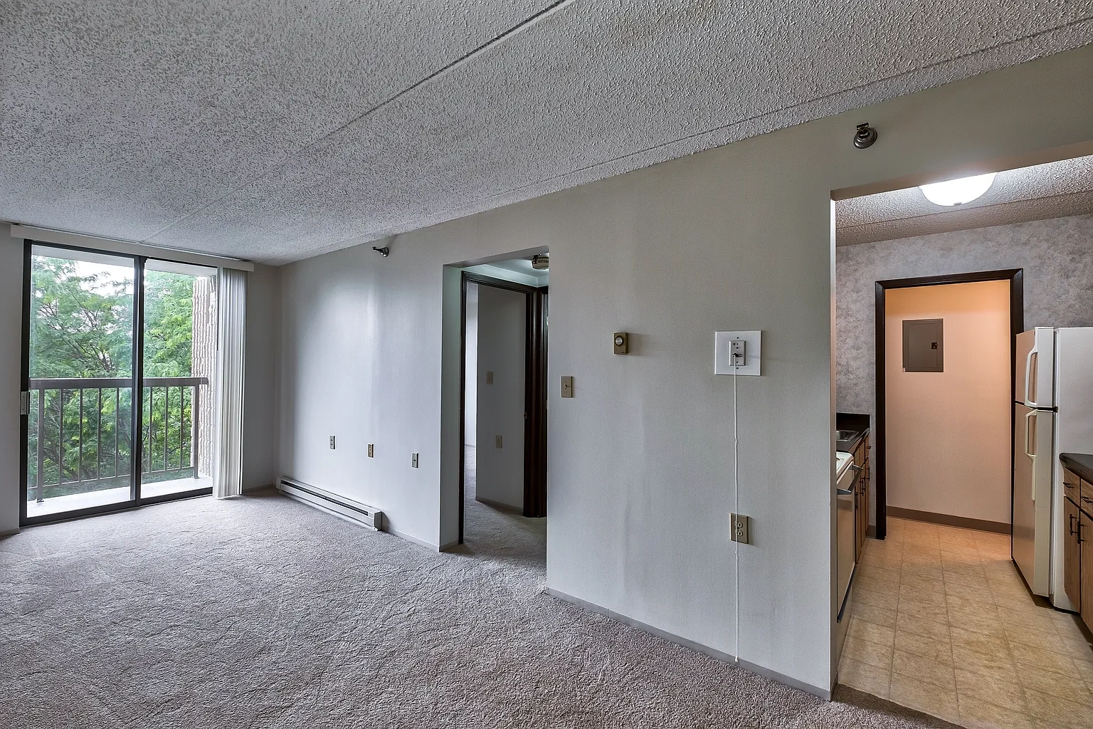 Hancock House Apartments – photo 1