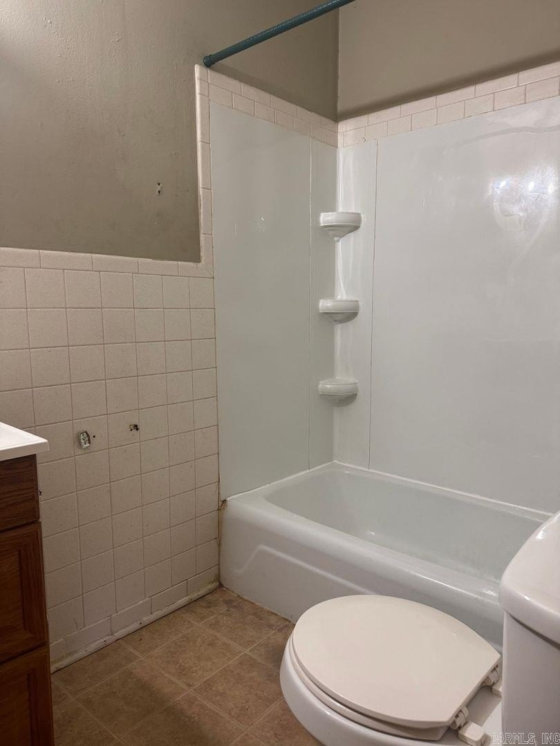 318 E Purdon St – photo 5