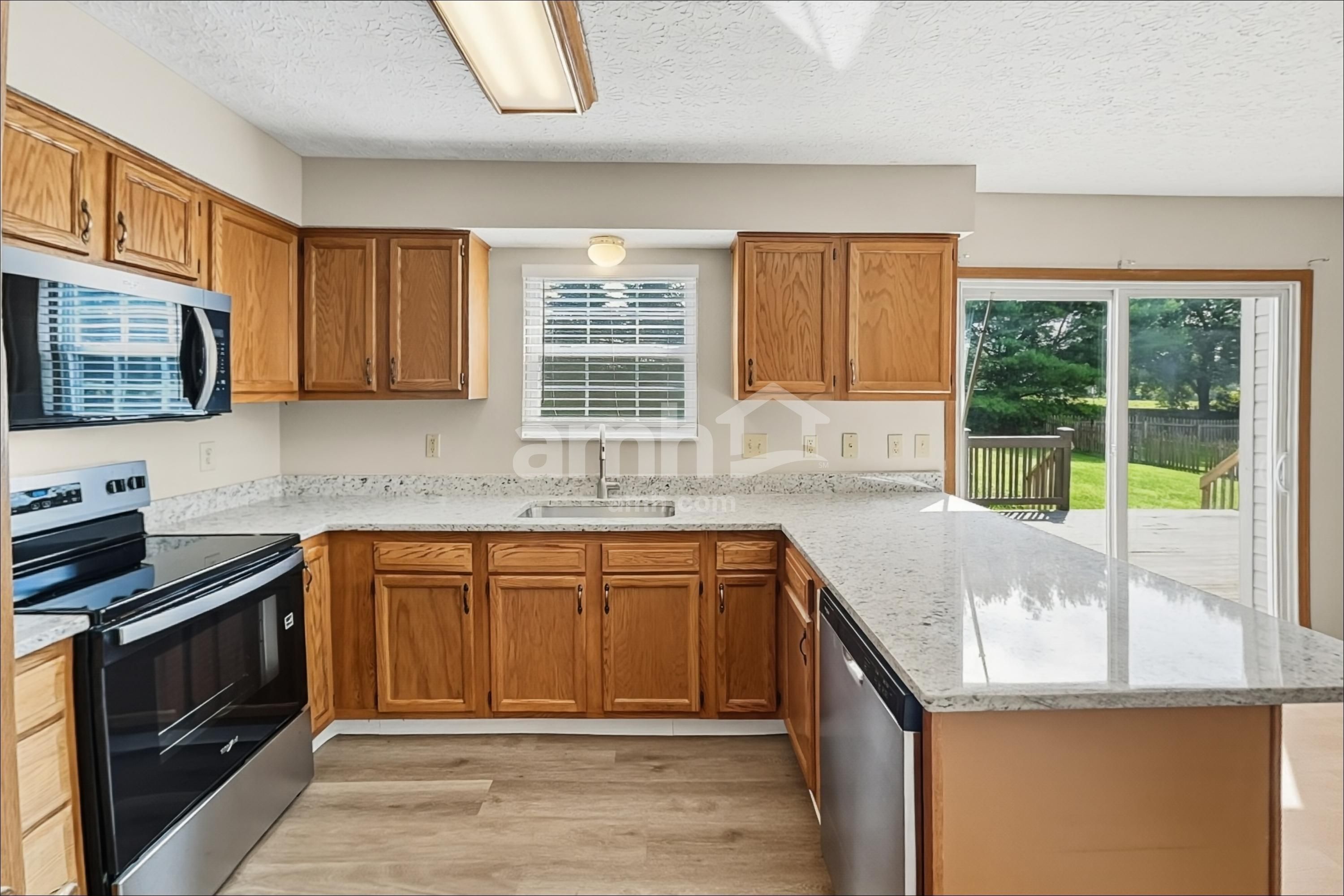 206 Aston Ct – photo 3
