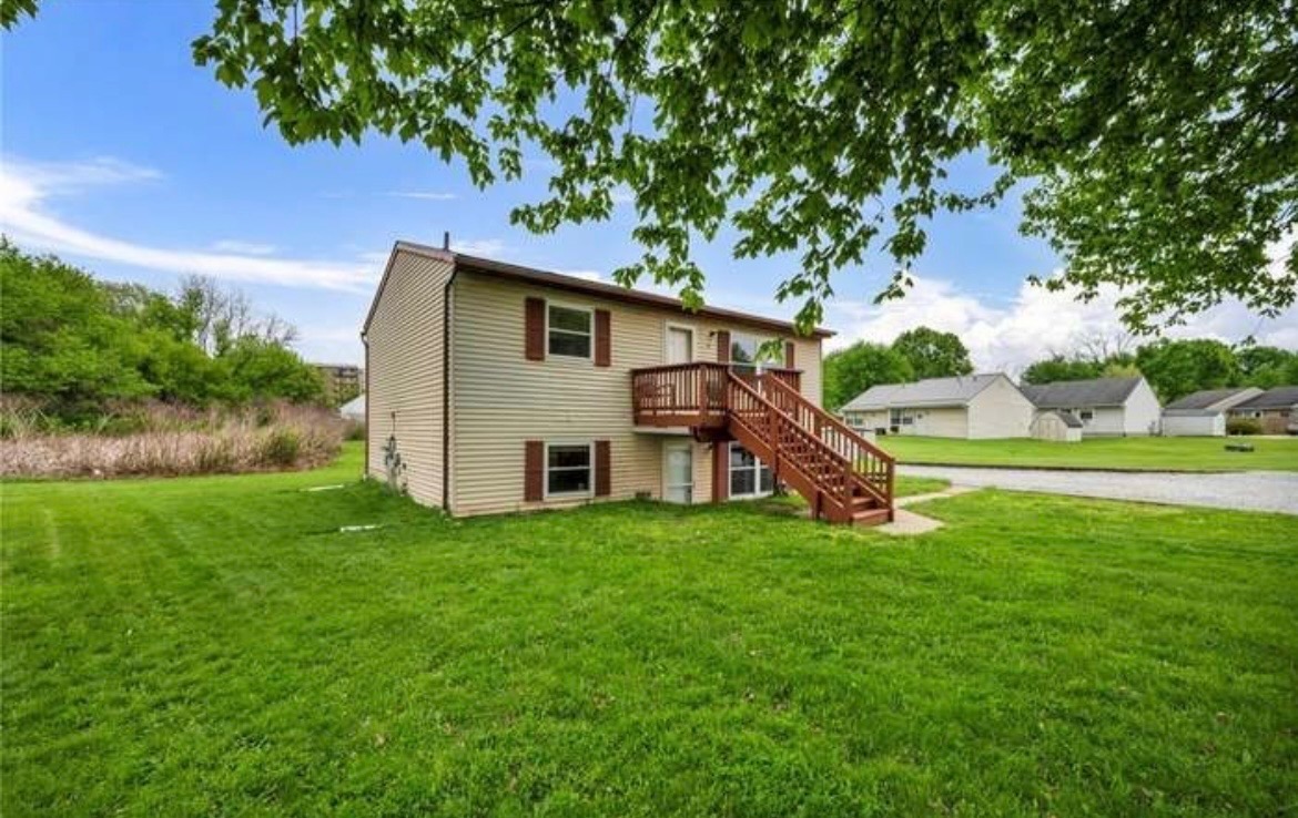 1529 Benjamin Ct – photo 2