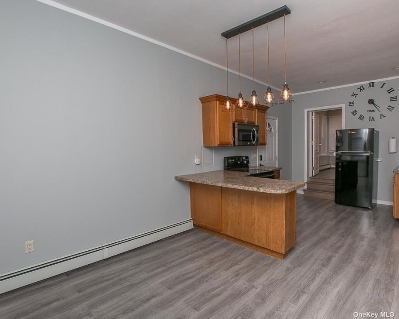 159 42nd St – photo 4