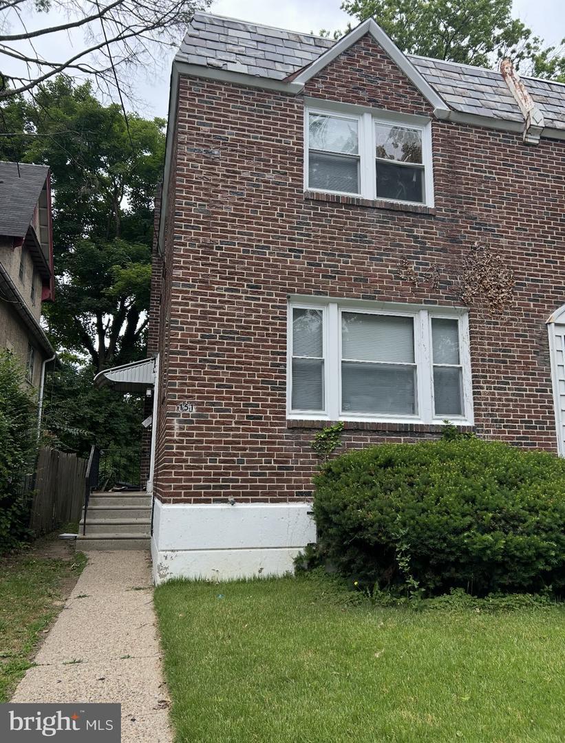 151 W Penn St – photo 3