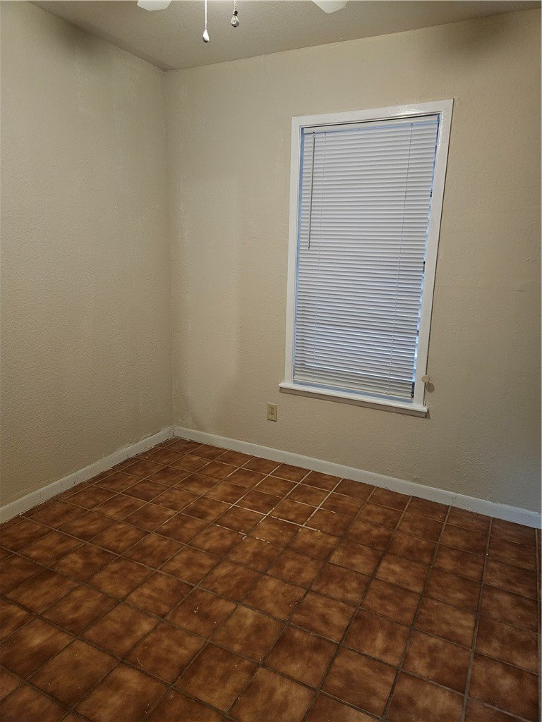 501 N Gregory – photo 5