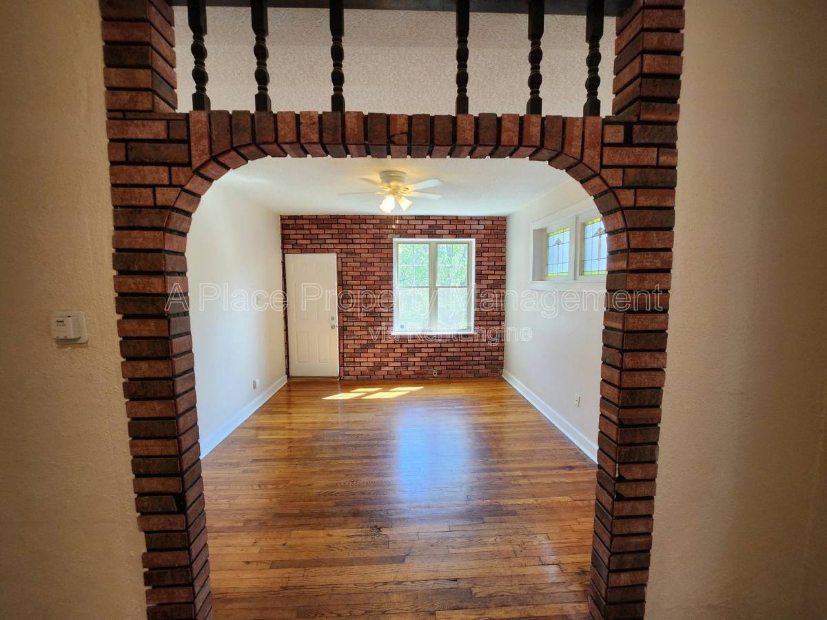 3145 Halliday Ave unit 1ST – photo 5