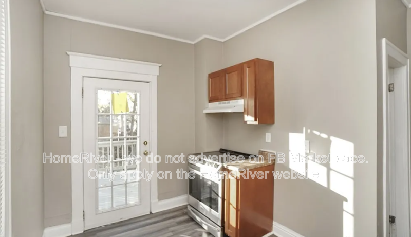 5121 Silver St – photo 5