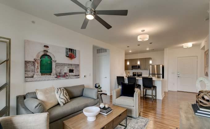 2596 Summer Lee Dr unit # 124 – photo 2