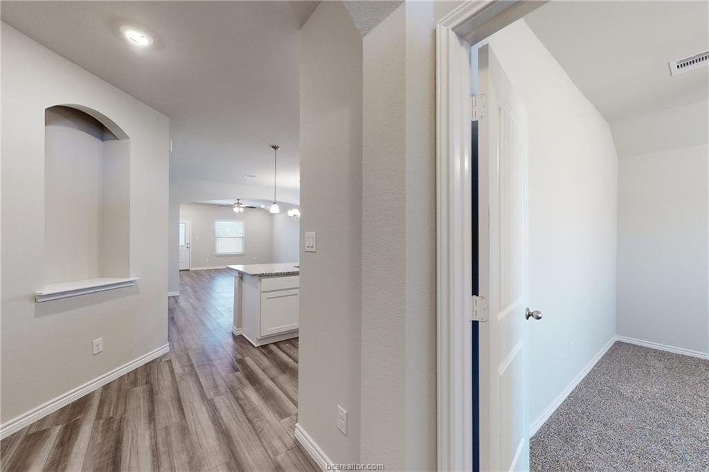 2043 Chief St – Floor plan