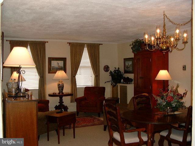 77 Maryland Ave – photo 2