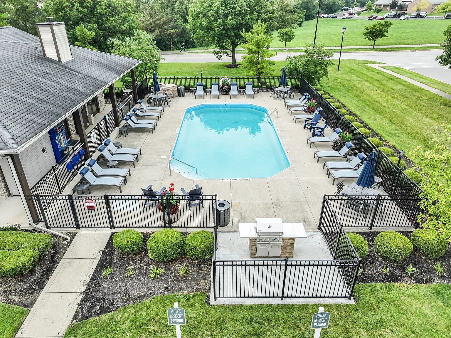 Sterling Park Apartments – photo 2
