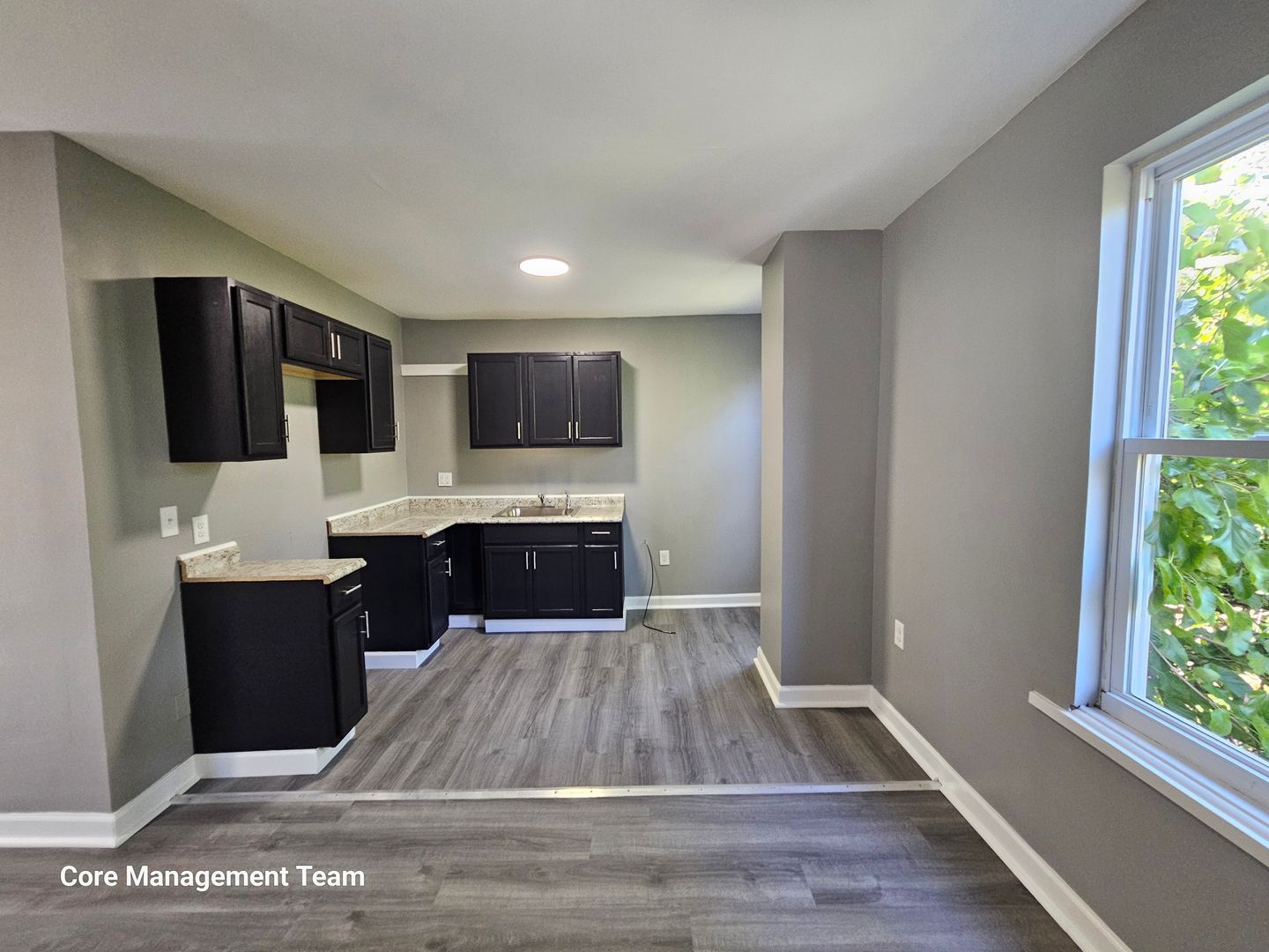23 Lacona St unit 2 – photo 1