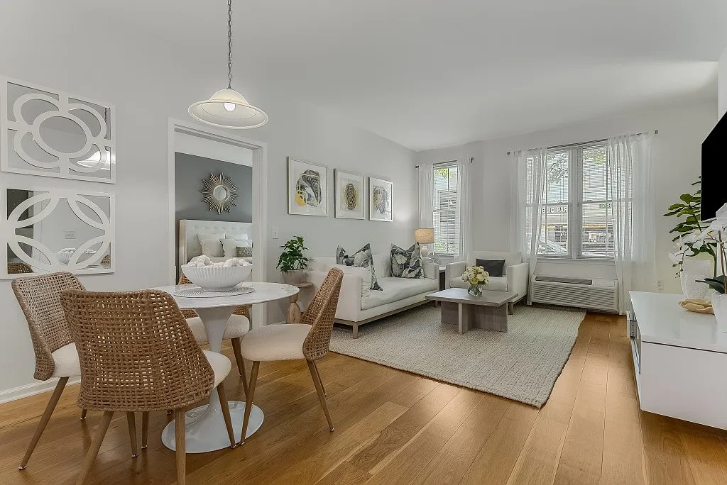 Pier Village Apartments – photo 2