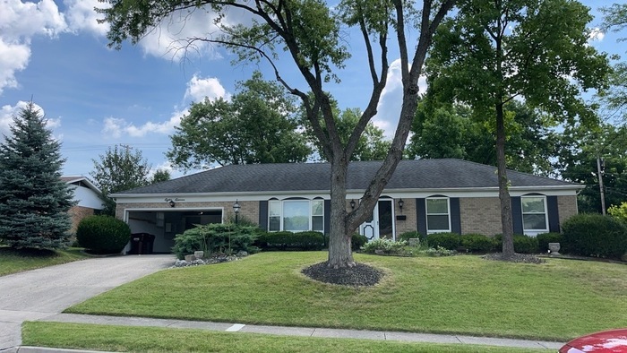 811 Kenbrook Dr – photo 1