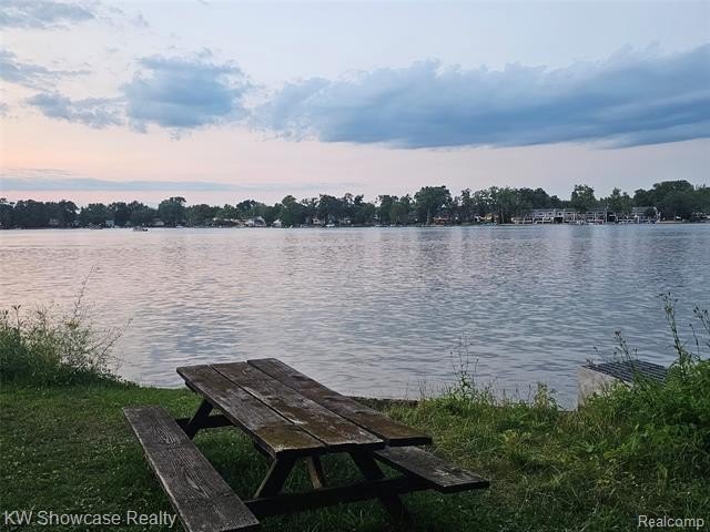 8621 Oakside Ave – photo 3