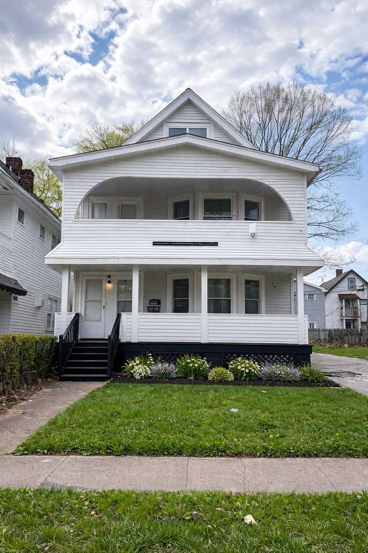 3454 E 118th St unit Up – photo 1