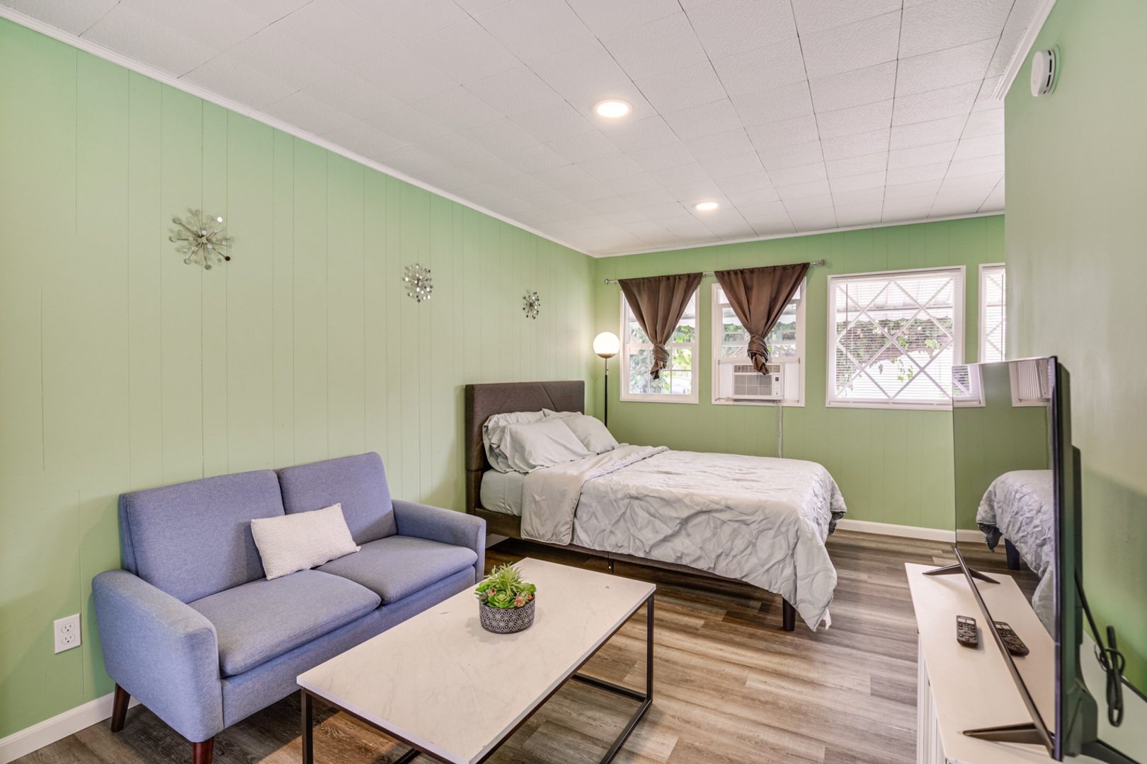 2854 Rhoades Rd – photo 3