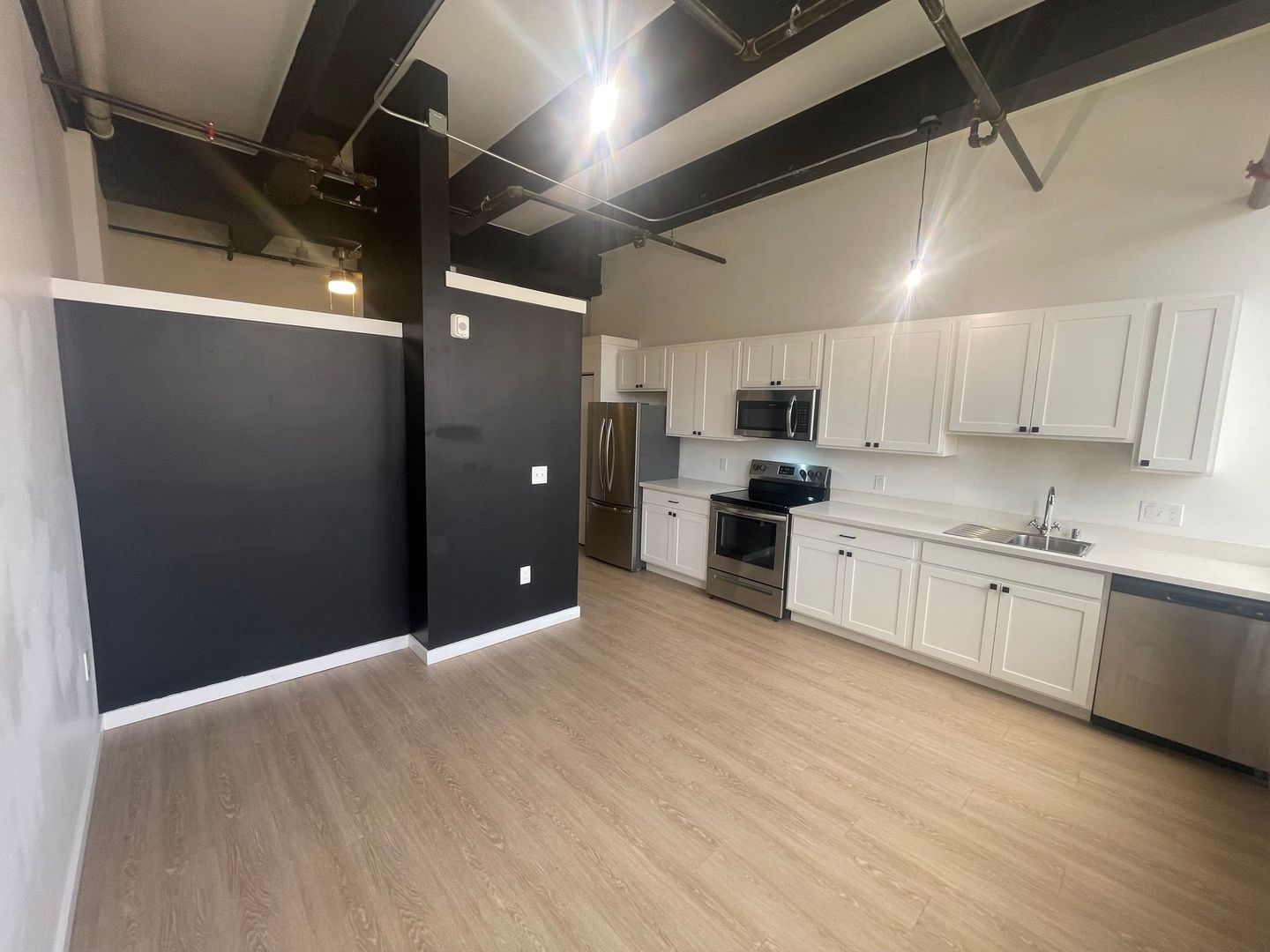 2300 10th Ave unit 202 – photo 1
