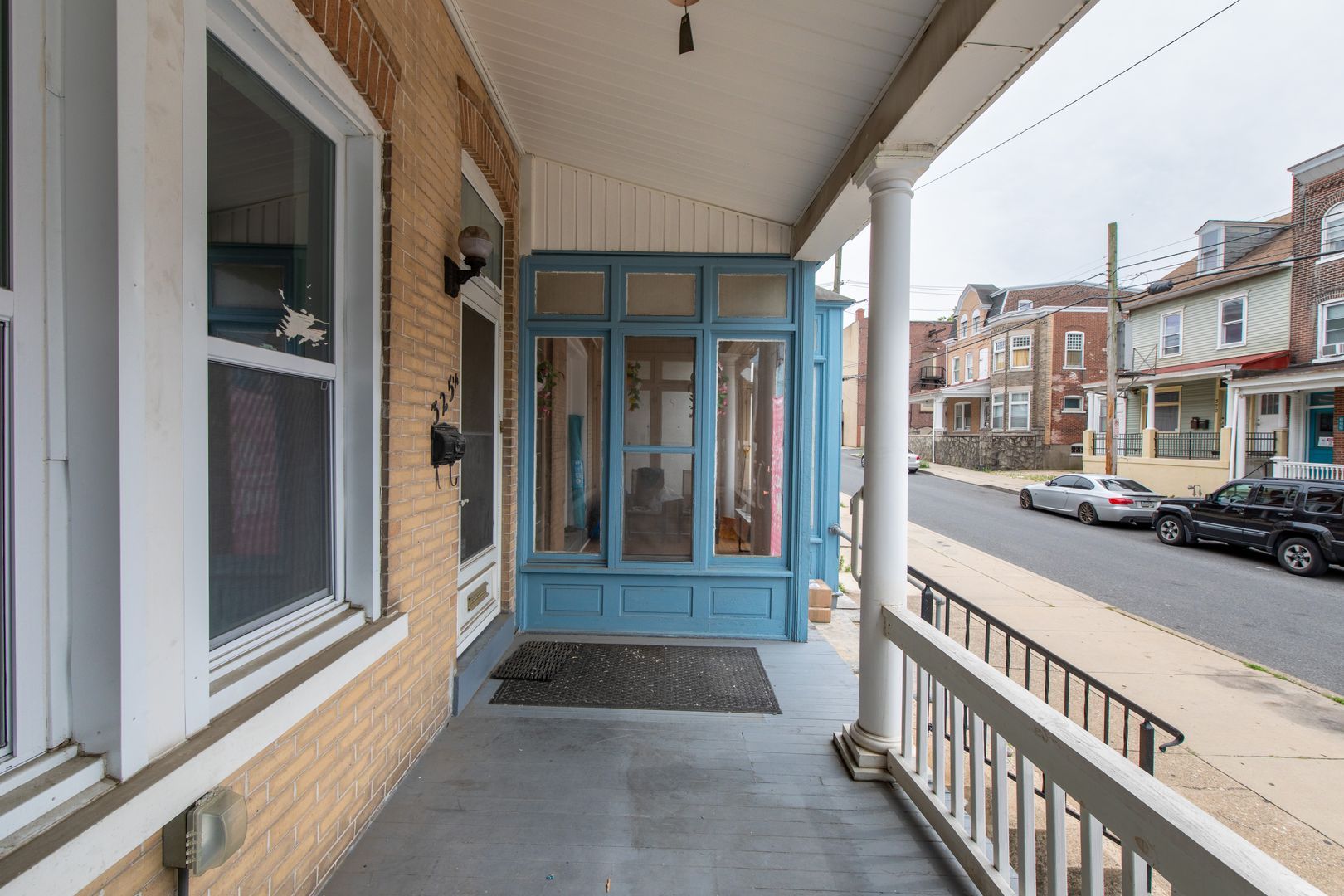 325 N Franklin St – photo 2