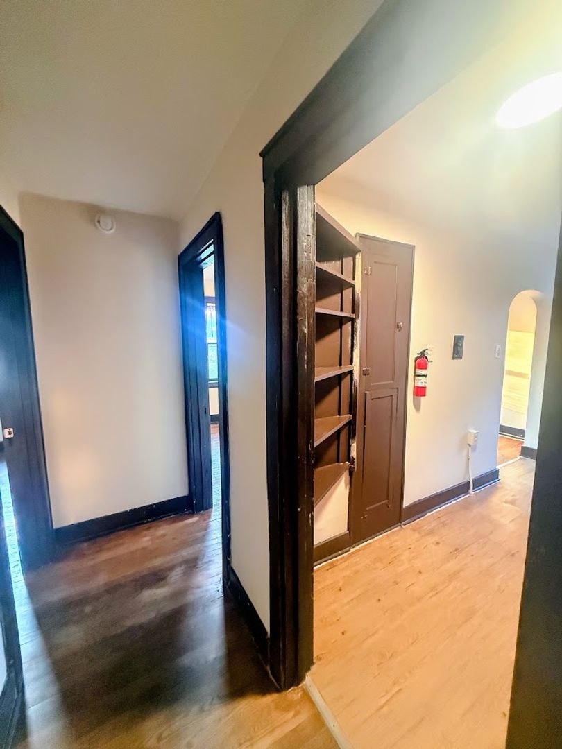 920 Columbia Ave unit Unit 4 – photo 5