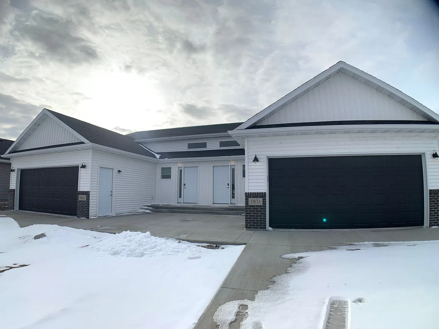 Johnson Farms Twin Homes – photo 4