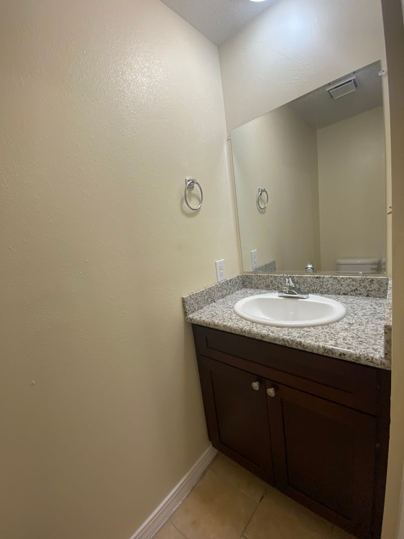 3023 Toulon Dr unit 3023-A – photo 4
