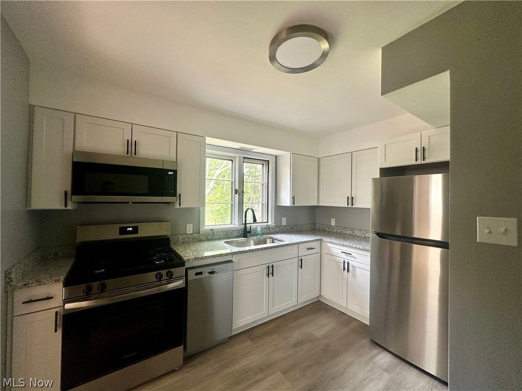 2992 Eldora Dr – photo 4