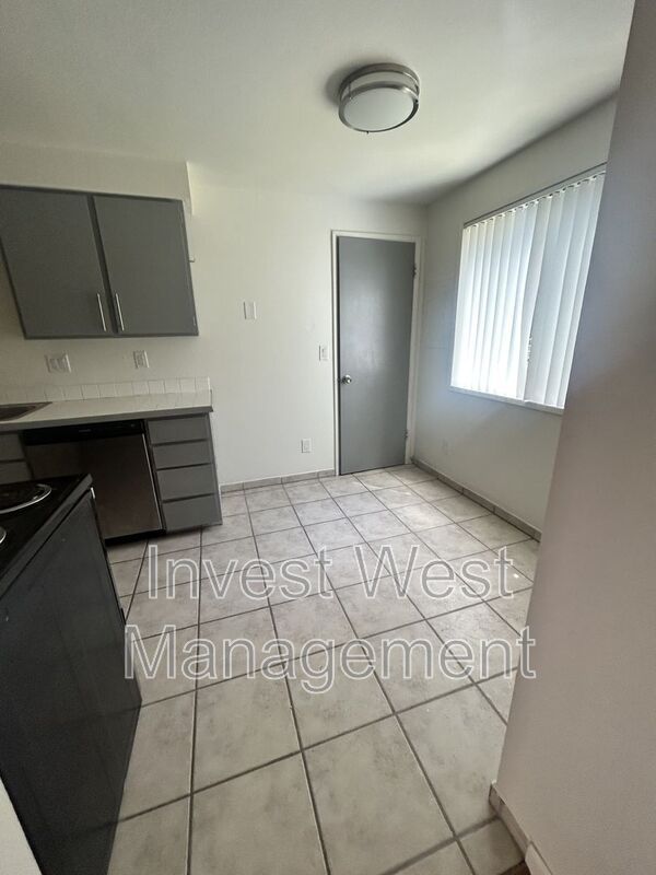 3707 Sunset Way unit 3 – photo 4
