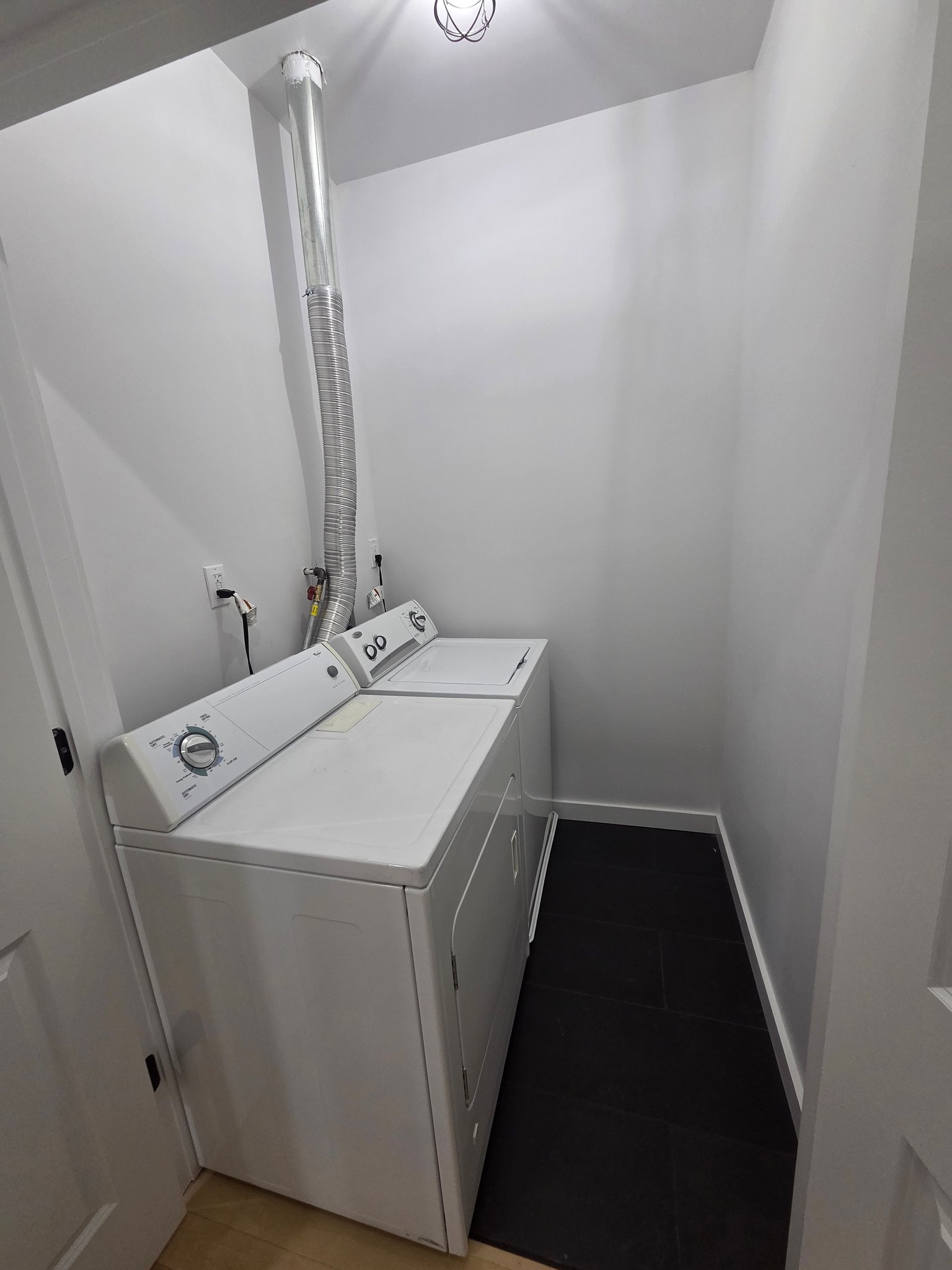 9 Voorhees St – photo 5