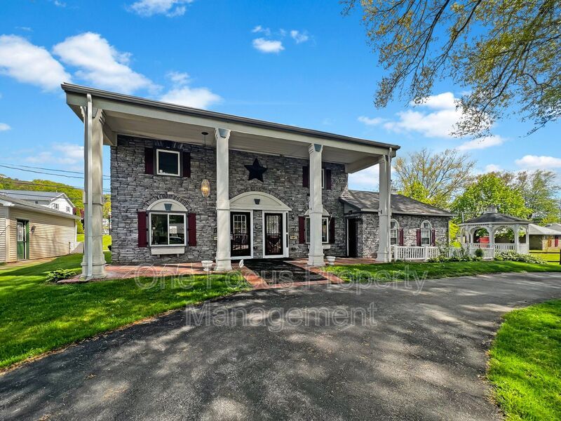2734 Dove St – photo 1