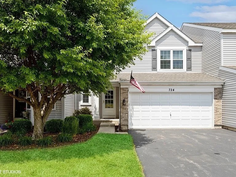 724 Silk Oak Ln – photo 2