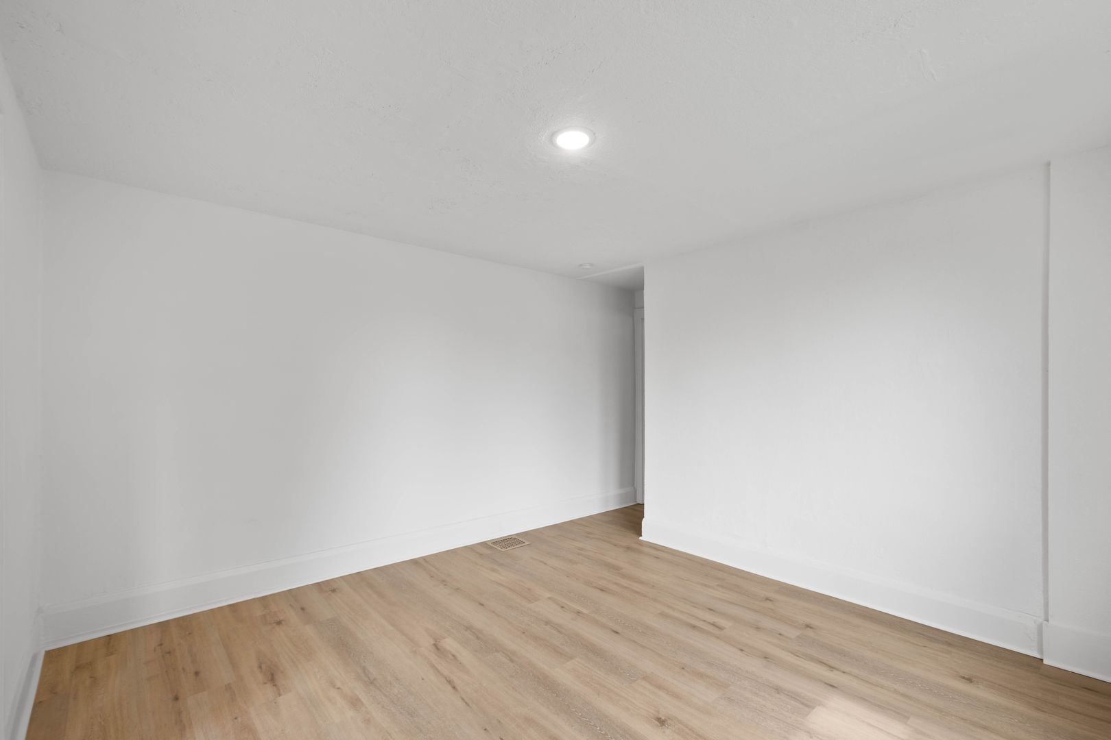 1111 McNeilly Ave unit 1111 McNeilly Avenue – photo 4