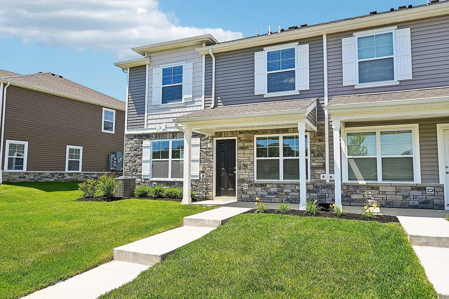 Villas at Maplewood North – photo 5