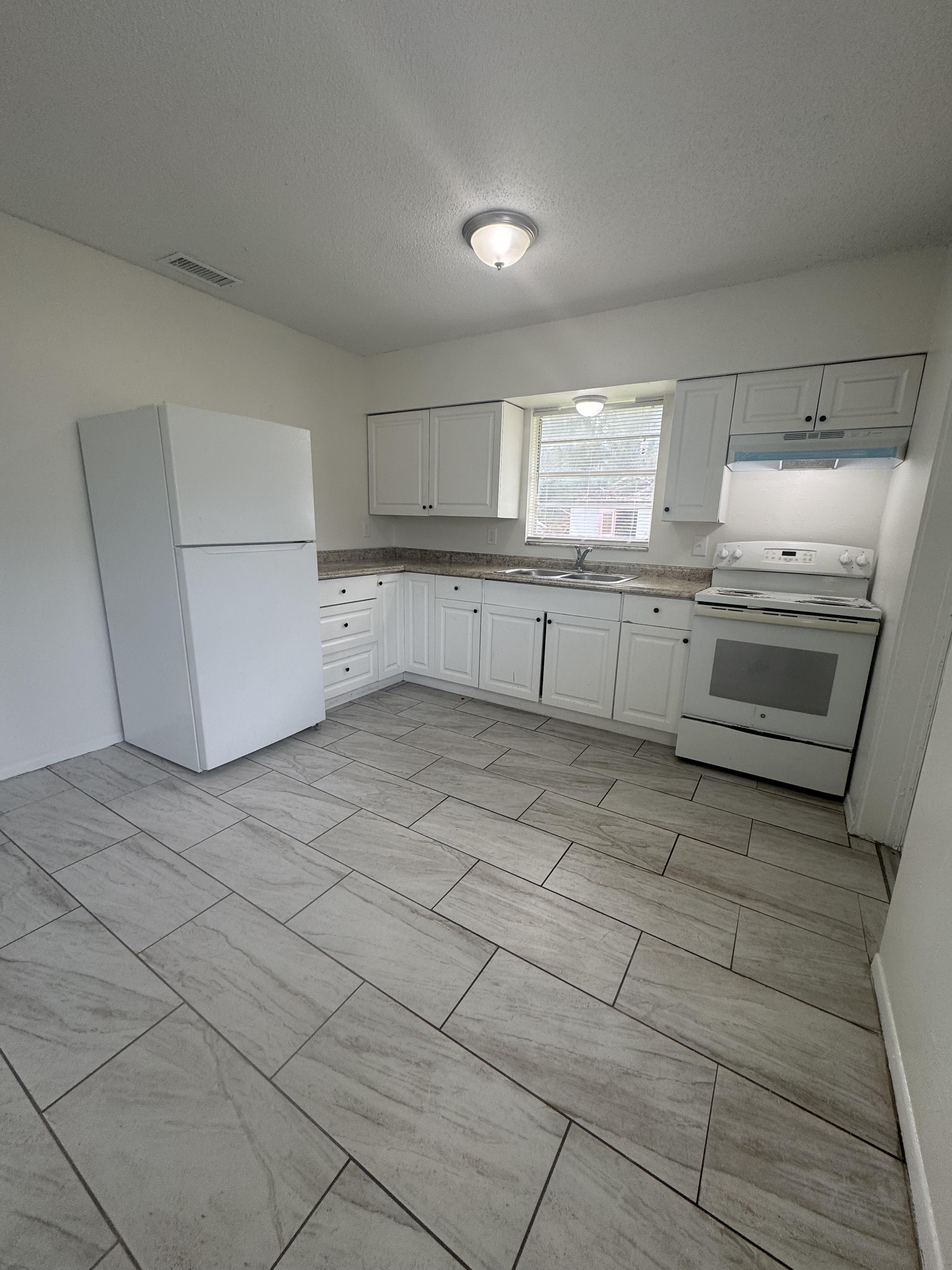 5509 18th St W – photo 5