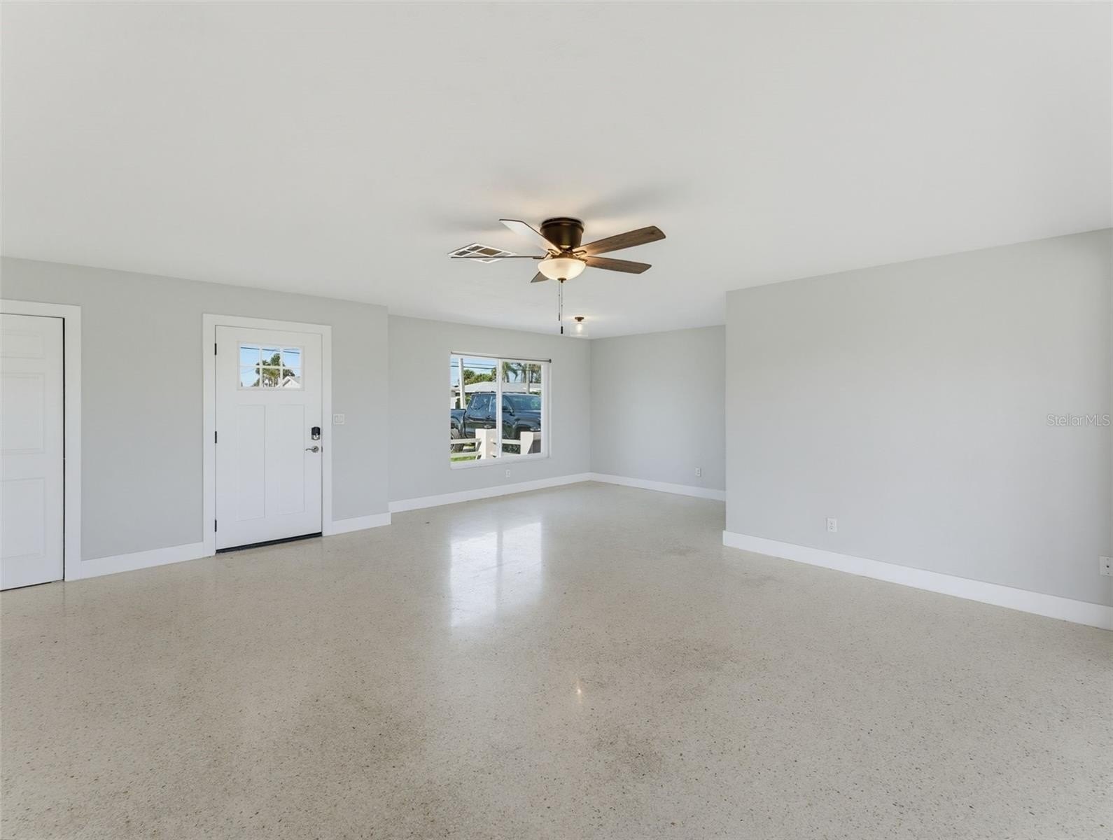 4044 Headsail Dr – photo 3