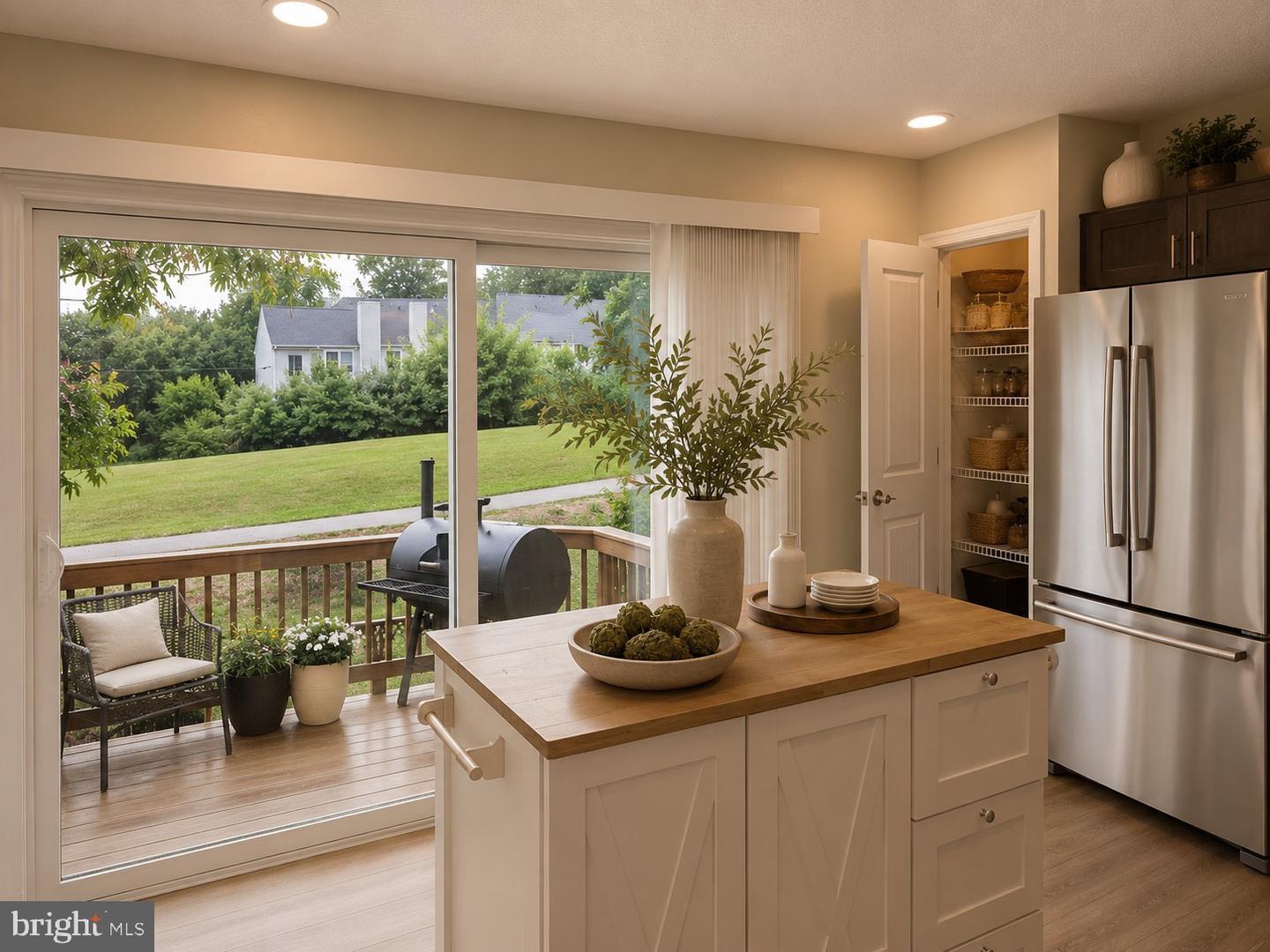 6519 Old Carriage Ln – photo 2