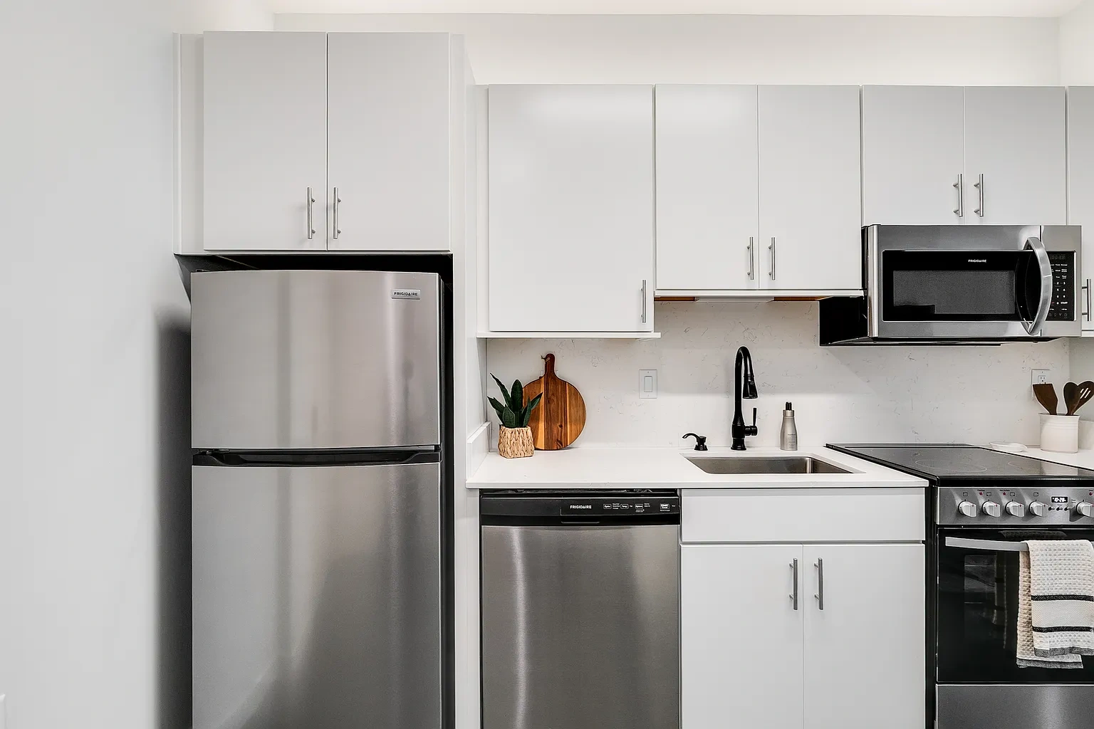 The Hub Apartments – photo 4