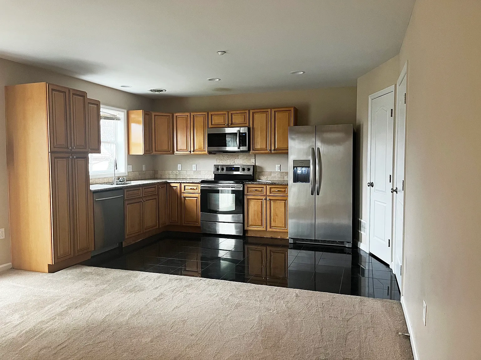 Strouse/Weaver Townhomes – photo 3