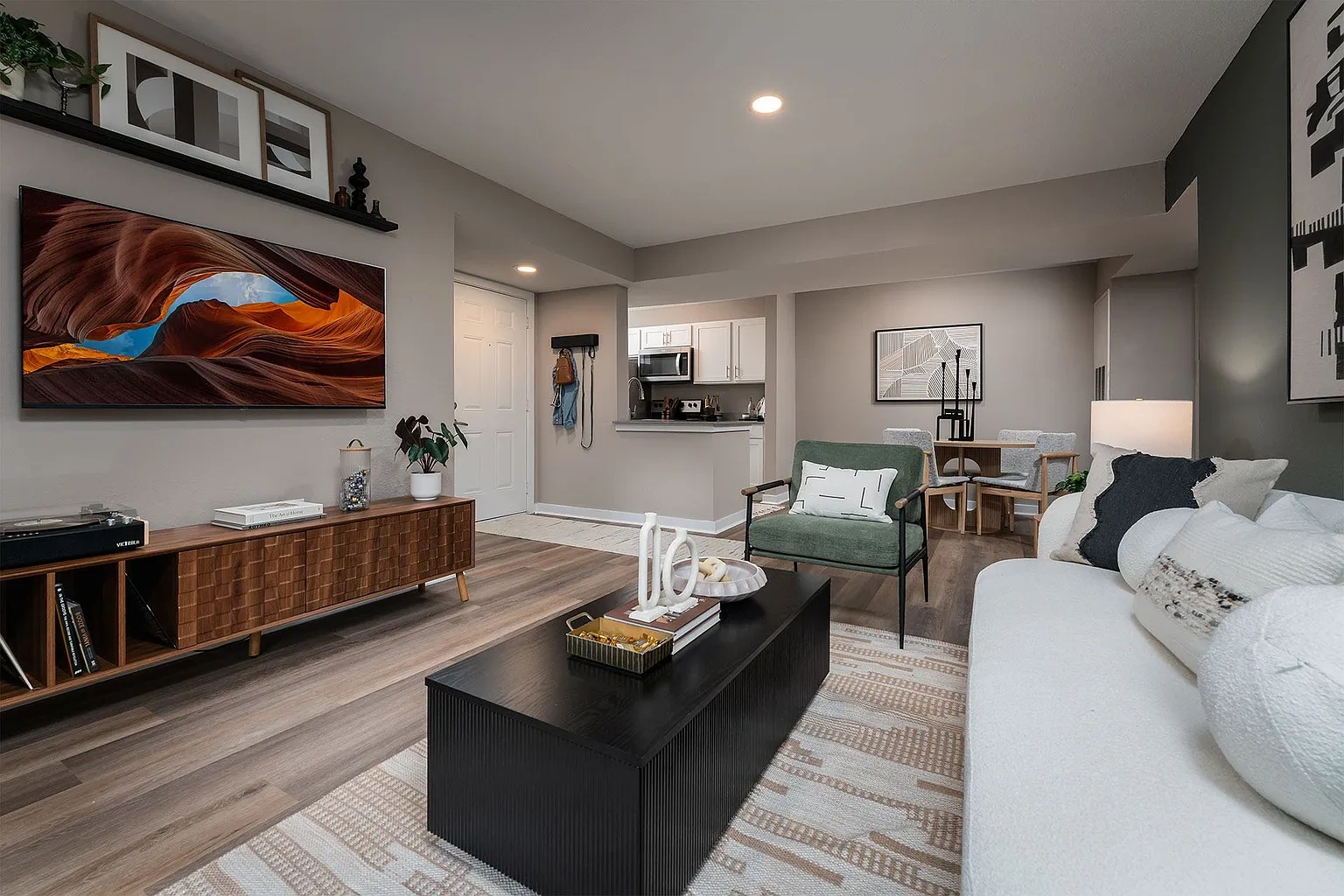 Hampton Farms Apartments – photo 5