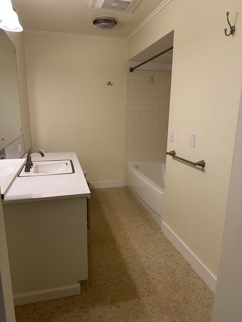 1205 E 29th Pl unit 1 – photo 5