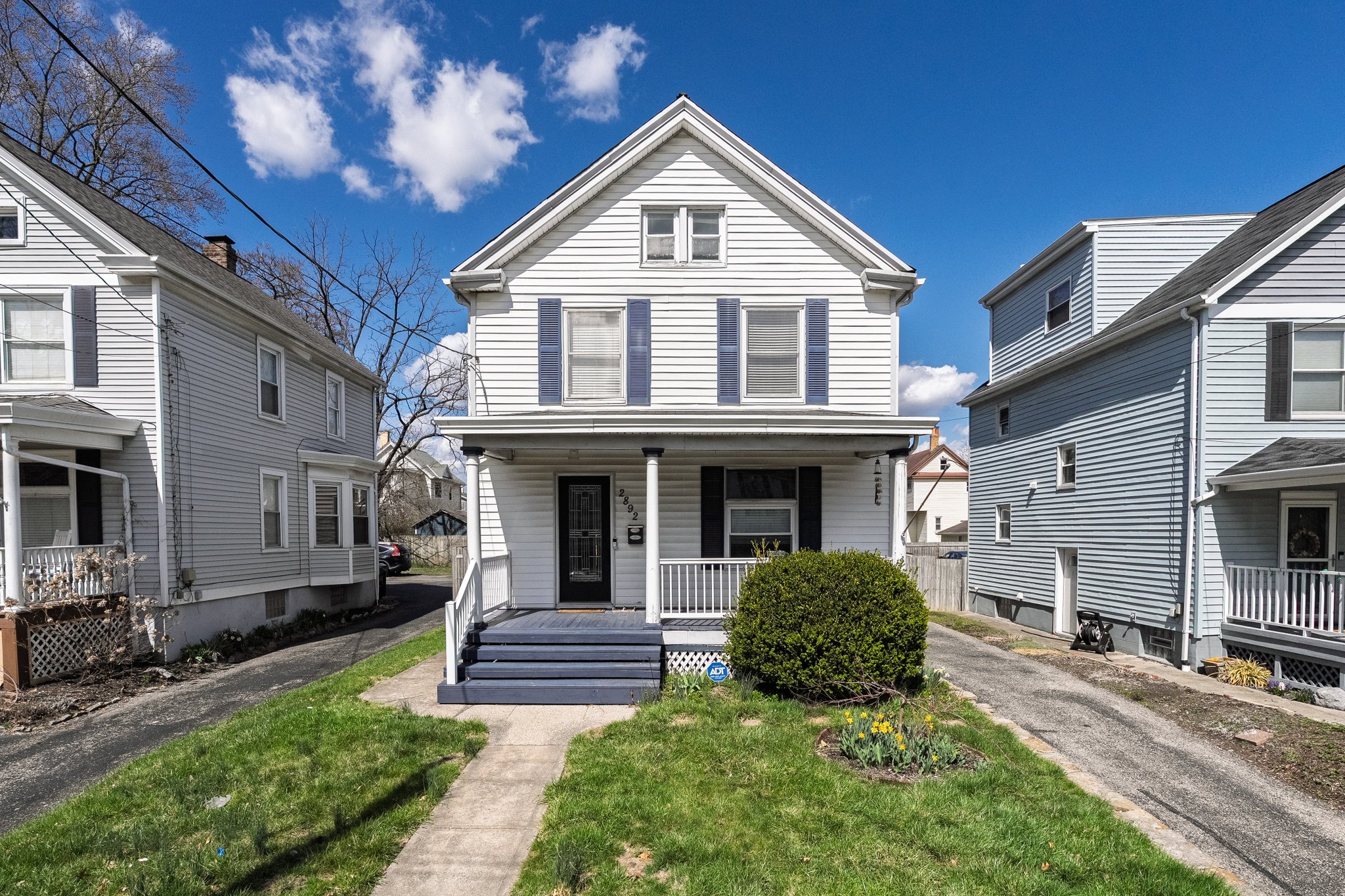 2892 Markbreit Ave – photo 1